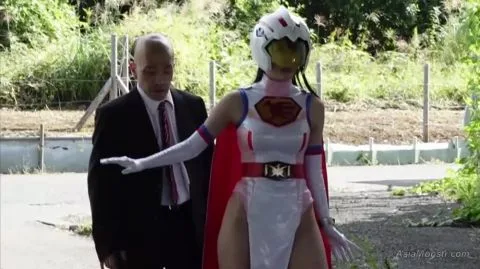 Asian Superheroines in Erotic Action