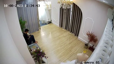 The bride’s wedding dress fitting room sex