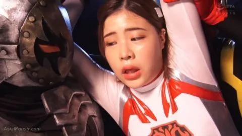 Asian Girl in Armor Costume