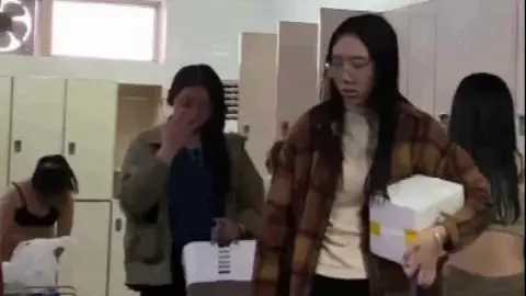 Asian Girls in Locker Room