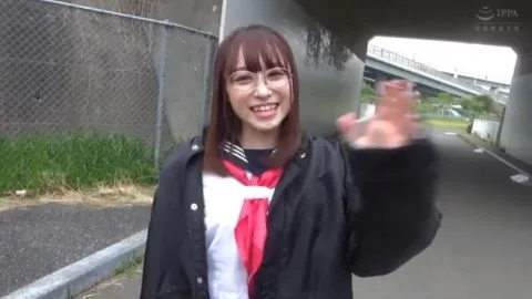 Asian Schoolgirls in Sailor Costumes