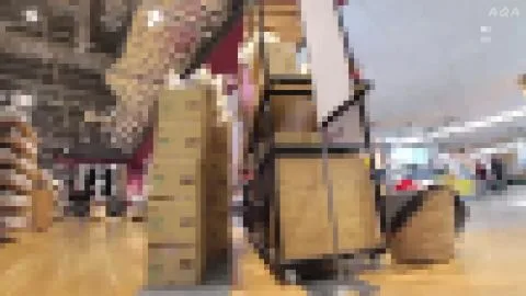 Asian Girls in Casual Clothes