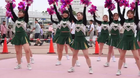 Asian Teen Cheerleaders Outdoor Performance