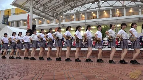 Asian Teen Cheerleaders Dance in Uniform
