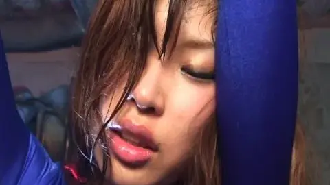 Asian Superheroine Captured and Restrained