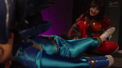 Asian Lesbian Kissing and Intimacy