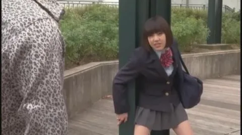 Asian Girls Outdoor Chase and Dramatic Encounter