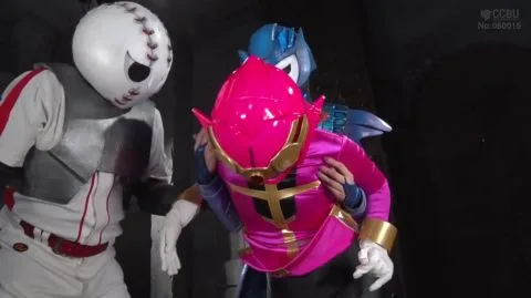 Asian Girls in Restraint and Intimate Moments