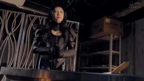 Lesbian Knife Play and Intimacy