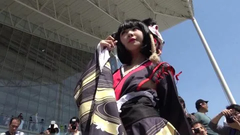 Asian Woman in Traditional Clothing Outdoor Photoshoot