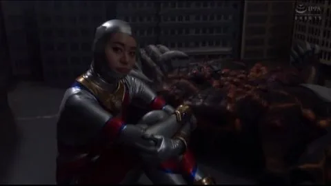 Women Fighting and Wrestling