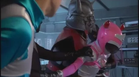 Asian Superheroines in Cosplay Fights