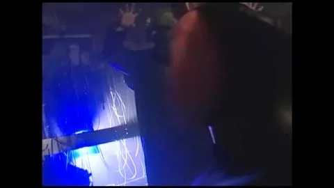 Dancing and Sitting Array