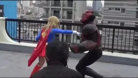 Asian Superheroines in Cosplay