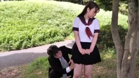 Asian Superheroine Captured and Restrained