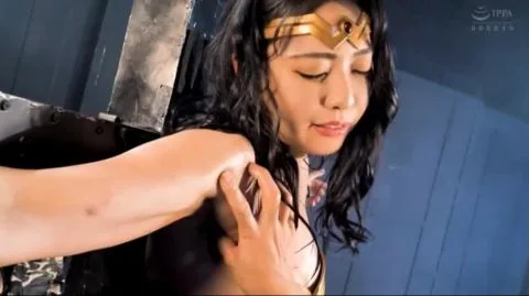 Wonder Woman Cosplay Bondage Encounter