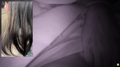 Brunette Masturbates on Bed