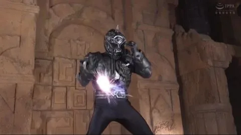 Cosplay Warriors Engage in Fantasy Battle