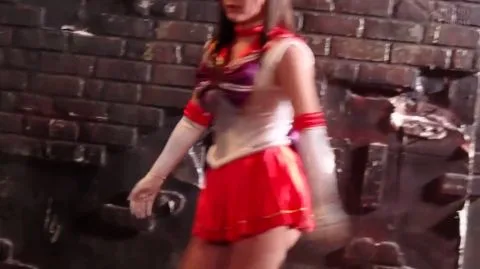 Sailor Fuku Costume Change