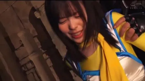 Asian Lesbians in Costumes Engage in Restraint and Oral Sex