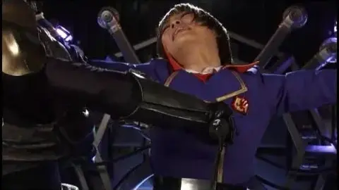 Superheroine Bound and Tortured