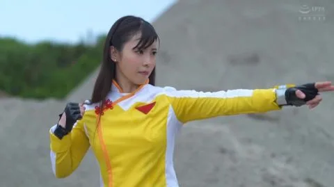 Asian Cosplay Wrestling Encounter