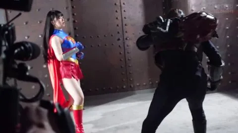 Women in Confrontational Poses