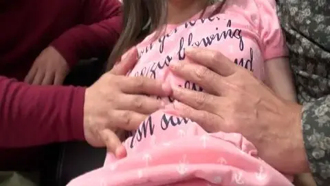 Asian Girls in Explicit Threesome Scenes