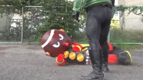 Asian Cosplay Fight Scenes