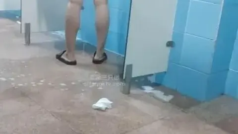 Asian Babes Nude Bath Fun