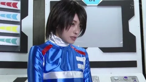 Asian Superheroines in Futuristic Encounter